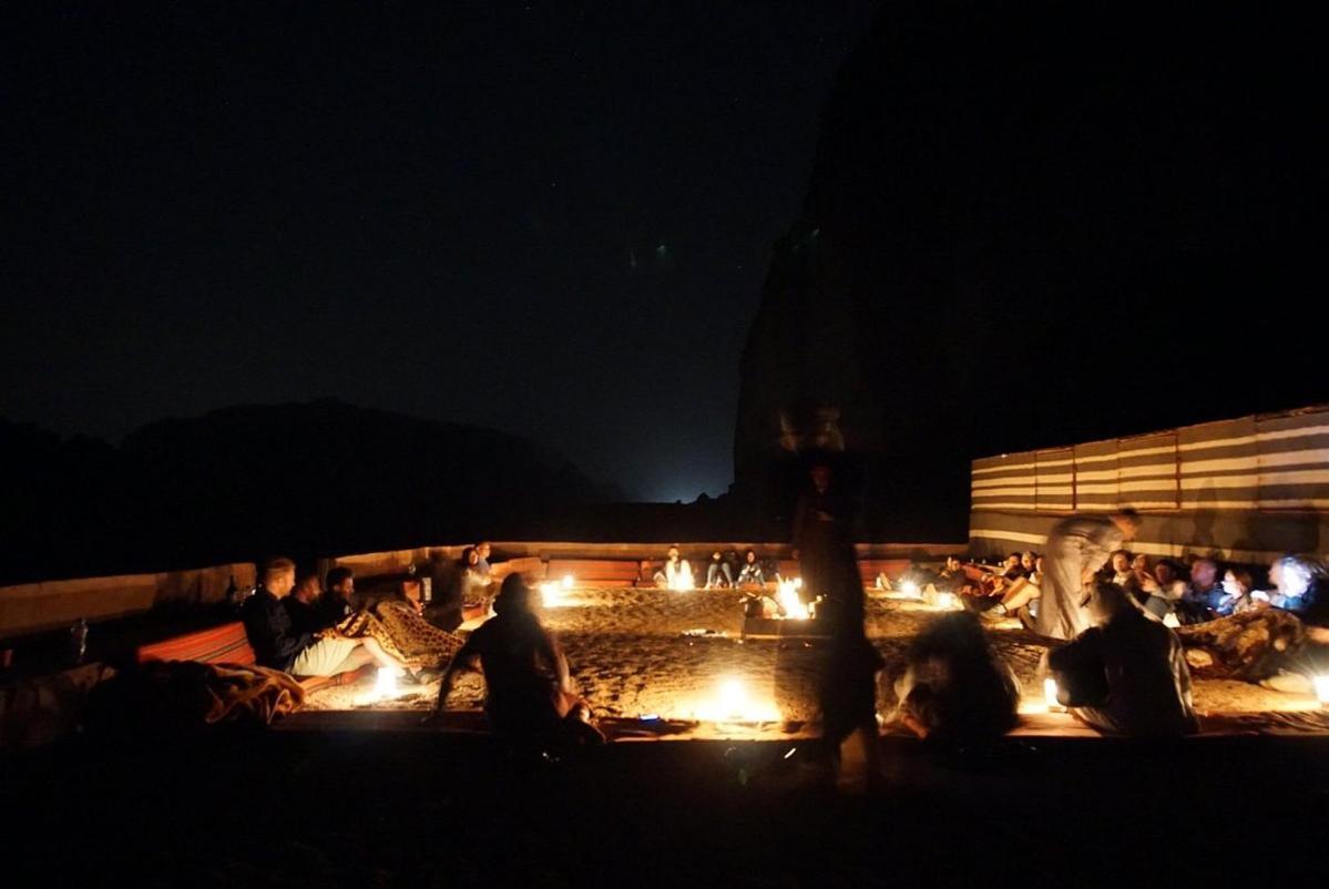 Candle Light Camp وادي رم المظهر الخارجي الصورة